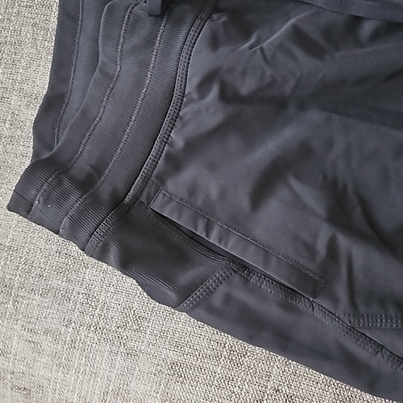 Kirkland pull up pants - Picture 3 of 3